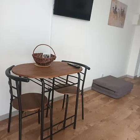 Apartment Comfortable Dans Maison Au Calme