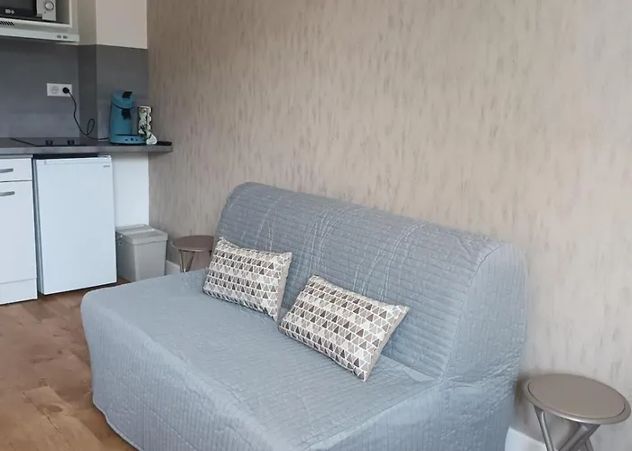 Comfortable In A Absolutely Quiet