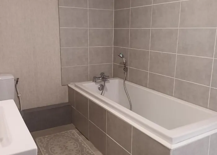 Comfortable In A Absolutely Quiet *