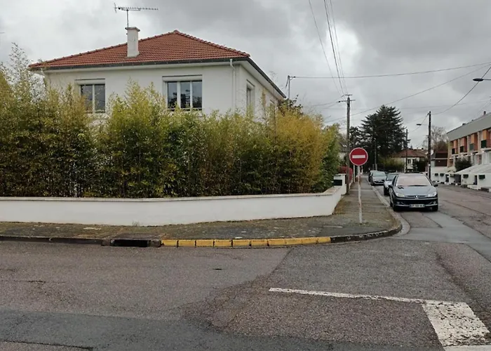 Comfortable In A Absolutely Quiet Daire Bellerive-sur-Allier